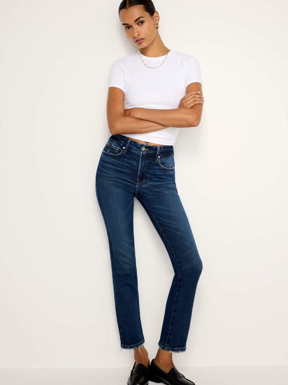 Good American Soft Tech Good Legs Straight Jeans - Picture 3 of 12